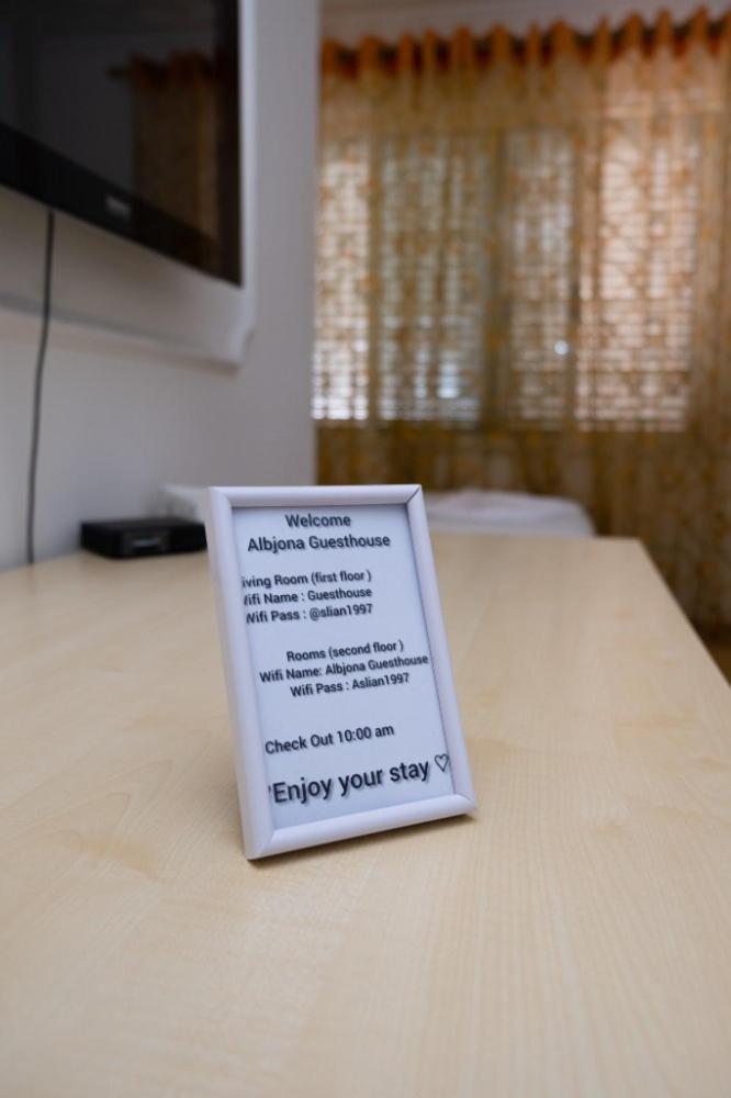Albjona Guesthouse טיראנה מראה חיצוני תמונה